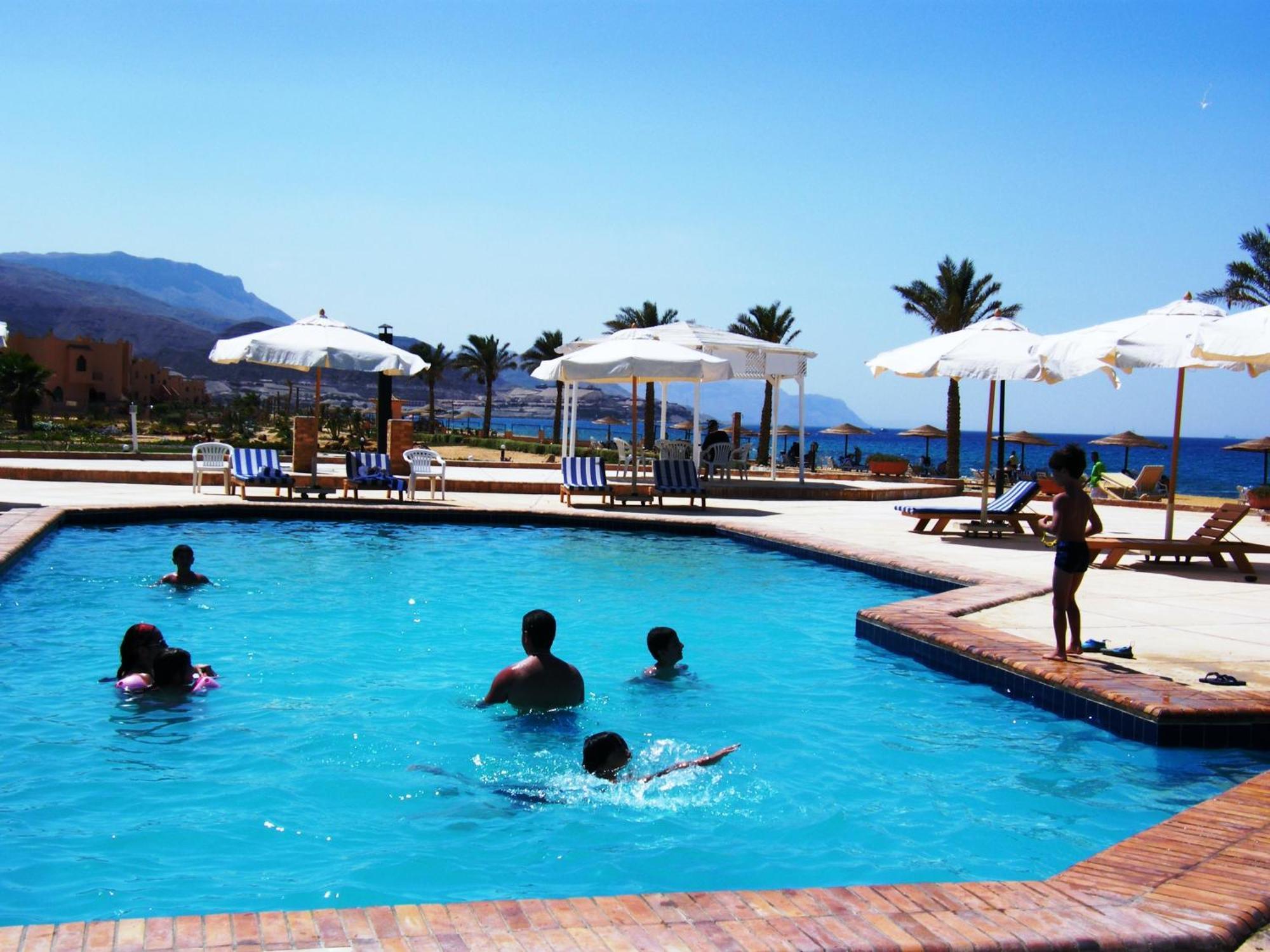 עיין סוחנה Dome Marina Hotel & Resort Ain Sokhna מראה חיצוני תמונה